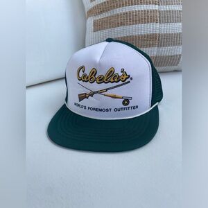 Cabela’s trucker hat green white SnapBack